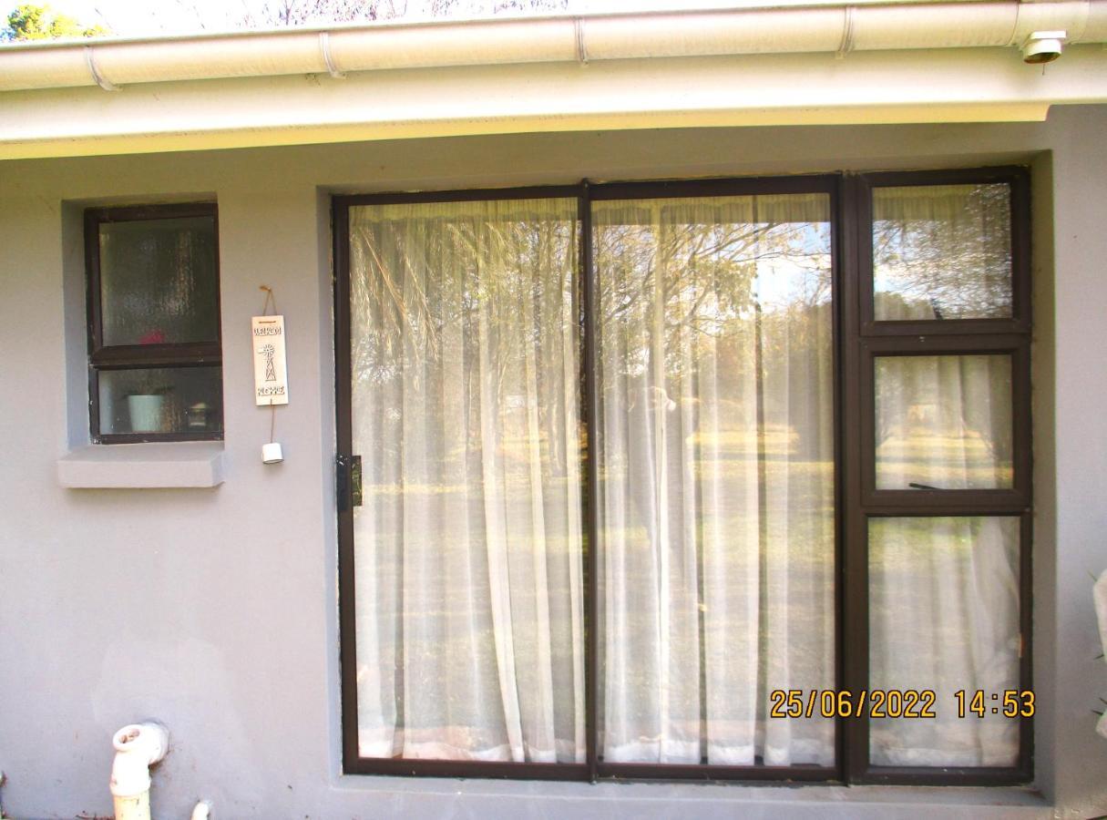 Appartement Lekker Rus à Bloemfontein Extérieur photo