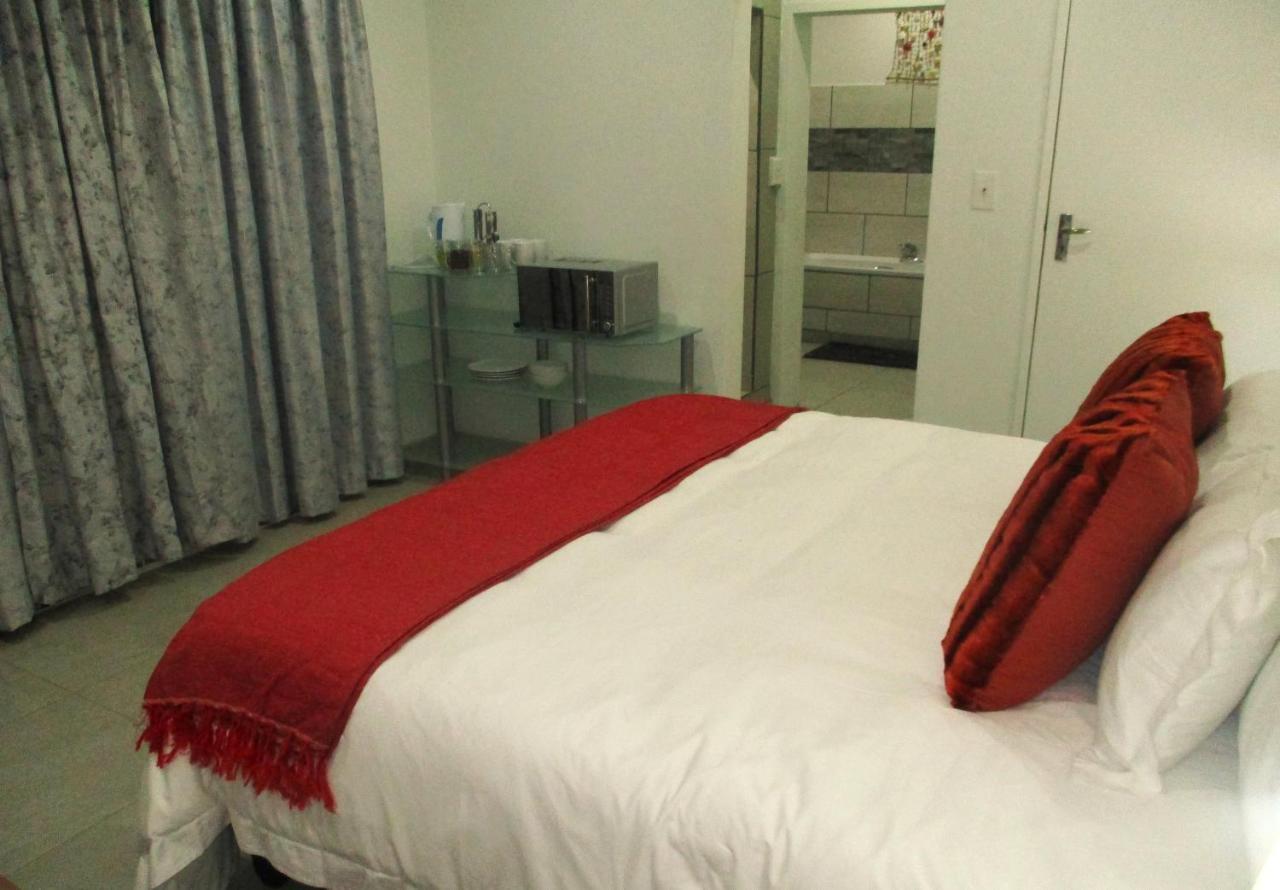 Appartement Lekker Rus à Bloemfontein Extérieur photo
