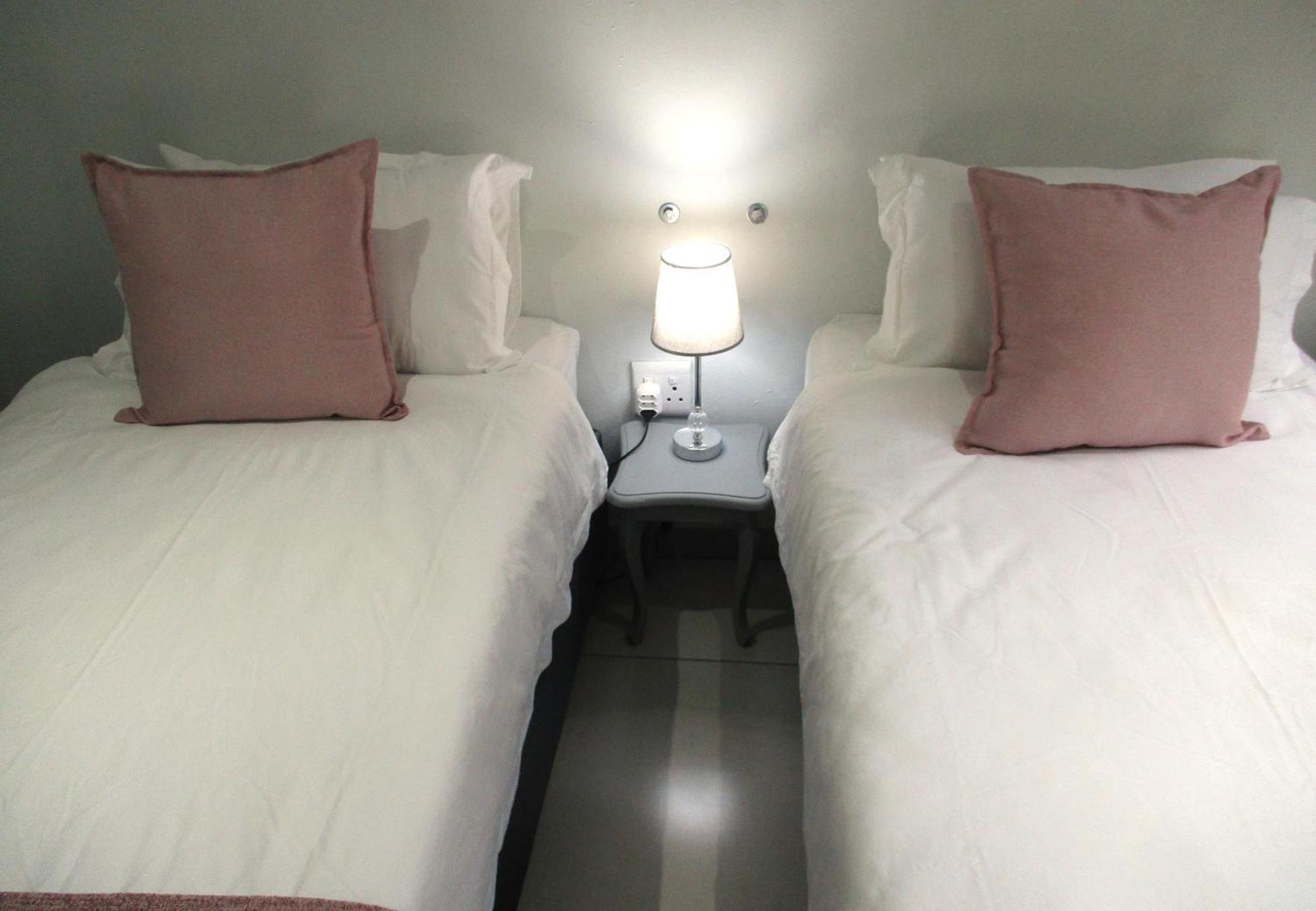 Appartement Lekker Rus à Bloemfontein Extérieur photo