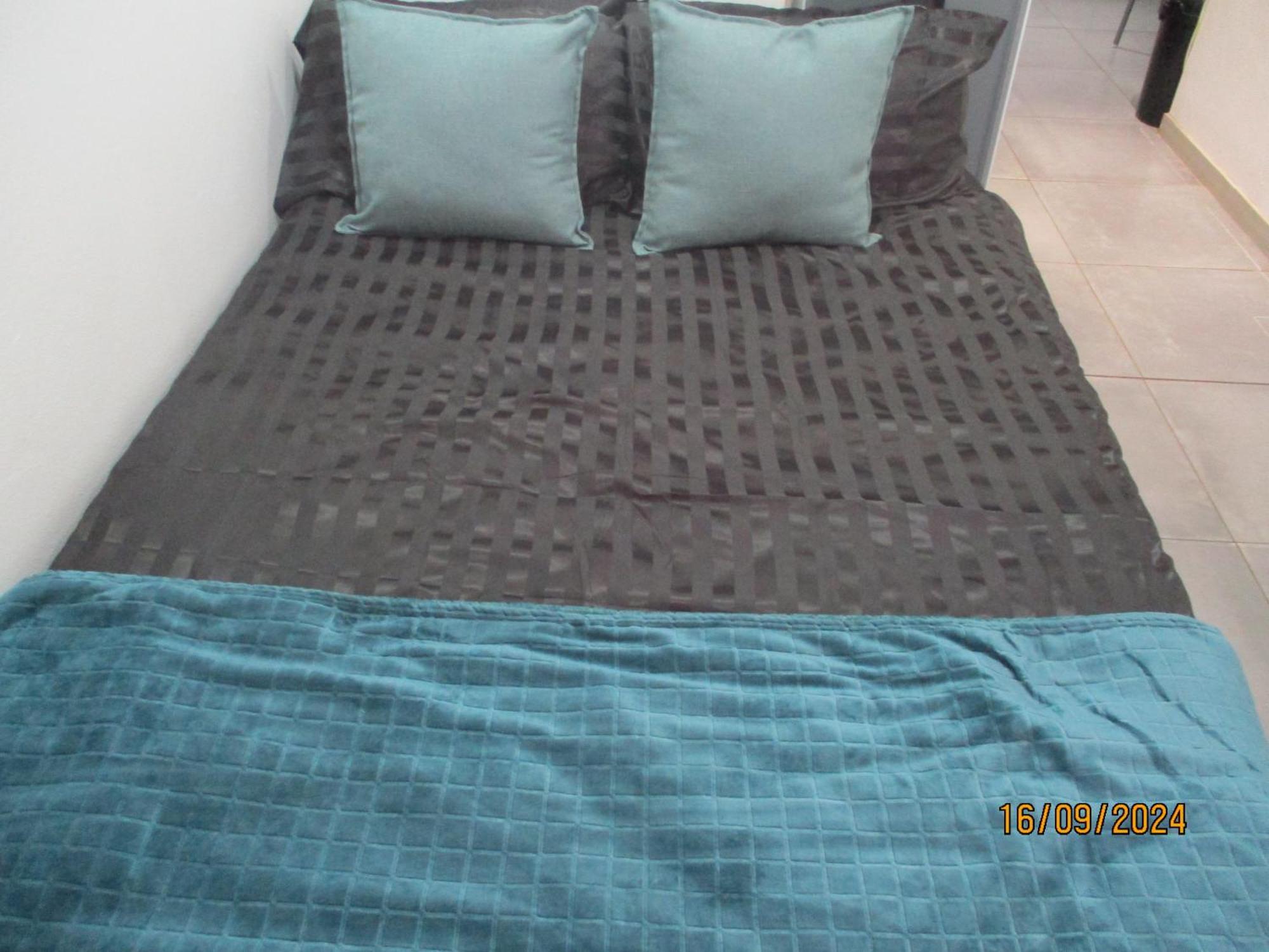 Appartement Lekker Rus à Bloemfontein Extérieur photo